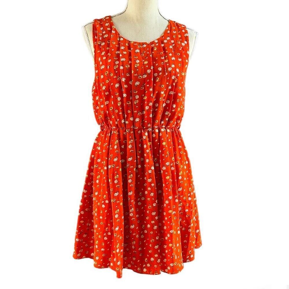 Love Tree Floral Pleated A-Line Dress M